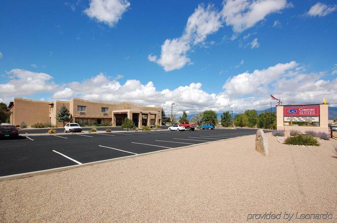 Comfort Suites Taos Exterior photo