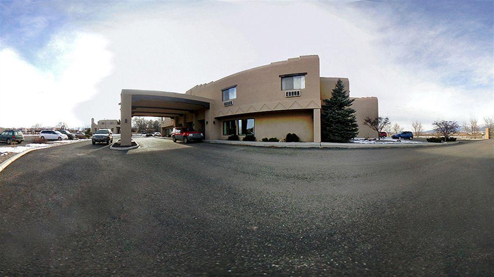 Comfort Suites Taos Exterior photo